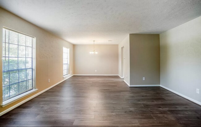 Foto del edificio - 18214 Mantana Dr