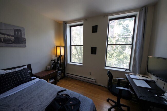 Foto del edificio - 85 Jefferson St