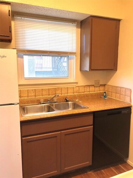 Foto principal - 410 Bryan St