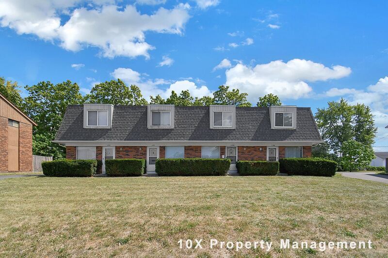 Foto principal - 1190-1196 Mccarley Dr