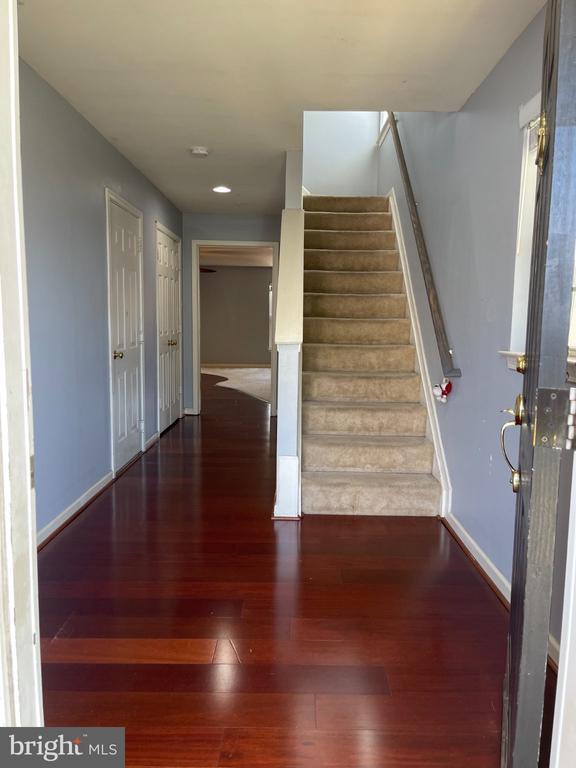 Foto del edificio - 5427 Upper Mill Terrace S