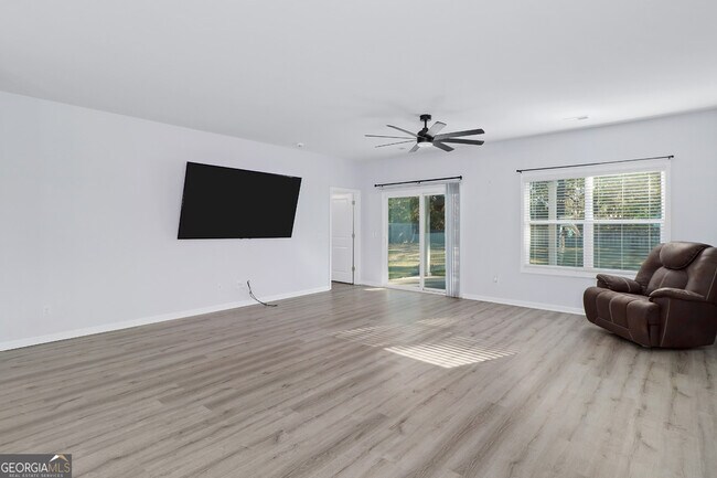 Foto del edificio - 120 Greenbriar Dr