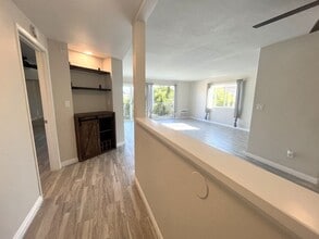 Building Photo - 2348 La Costa Ave