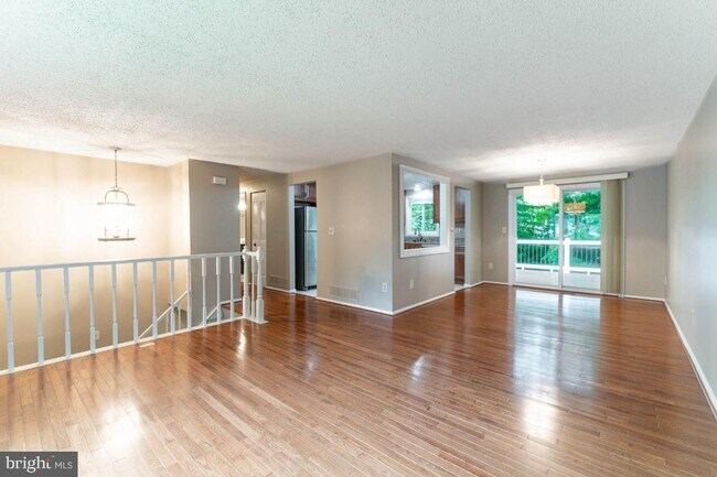 Building Photo - 5906 Oak Leather Dr