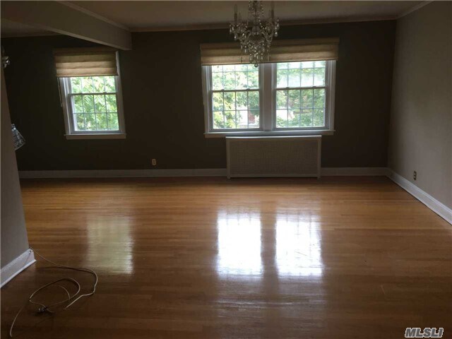 Foto del edificio - 240-24 Alameda Ave