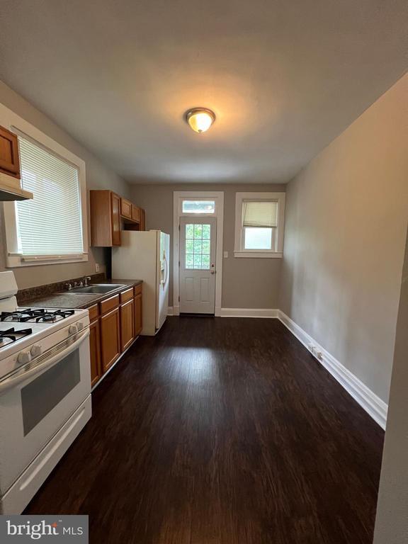 Foto del edificio - 1329 Homestead St