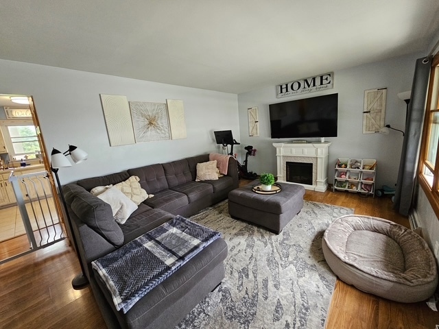 Building Photo - 774 S Main St