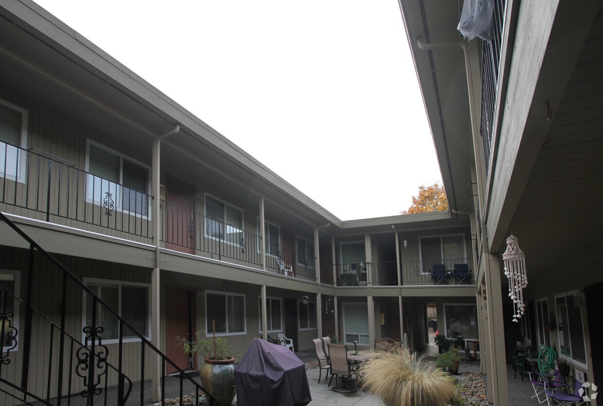 Foto del edificio - Todd House Apartments