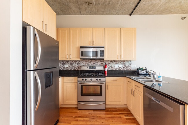 Foto del edificio - 1620 S Michigan Ave