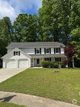 Building Photo - 3090 Summit Pl Dr