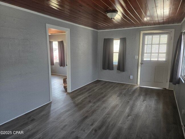Building Photo - 205 W Toledo Pl