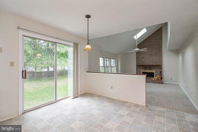 Foto del edificio - 620 Timber Wood Blvd