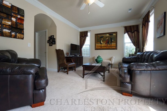 Building Photo - 3BR/2.5BA West Ashley Townhome