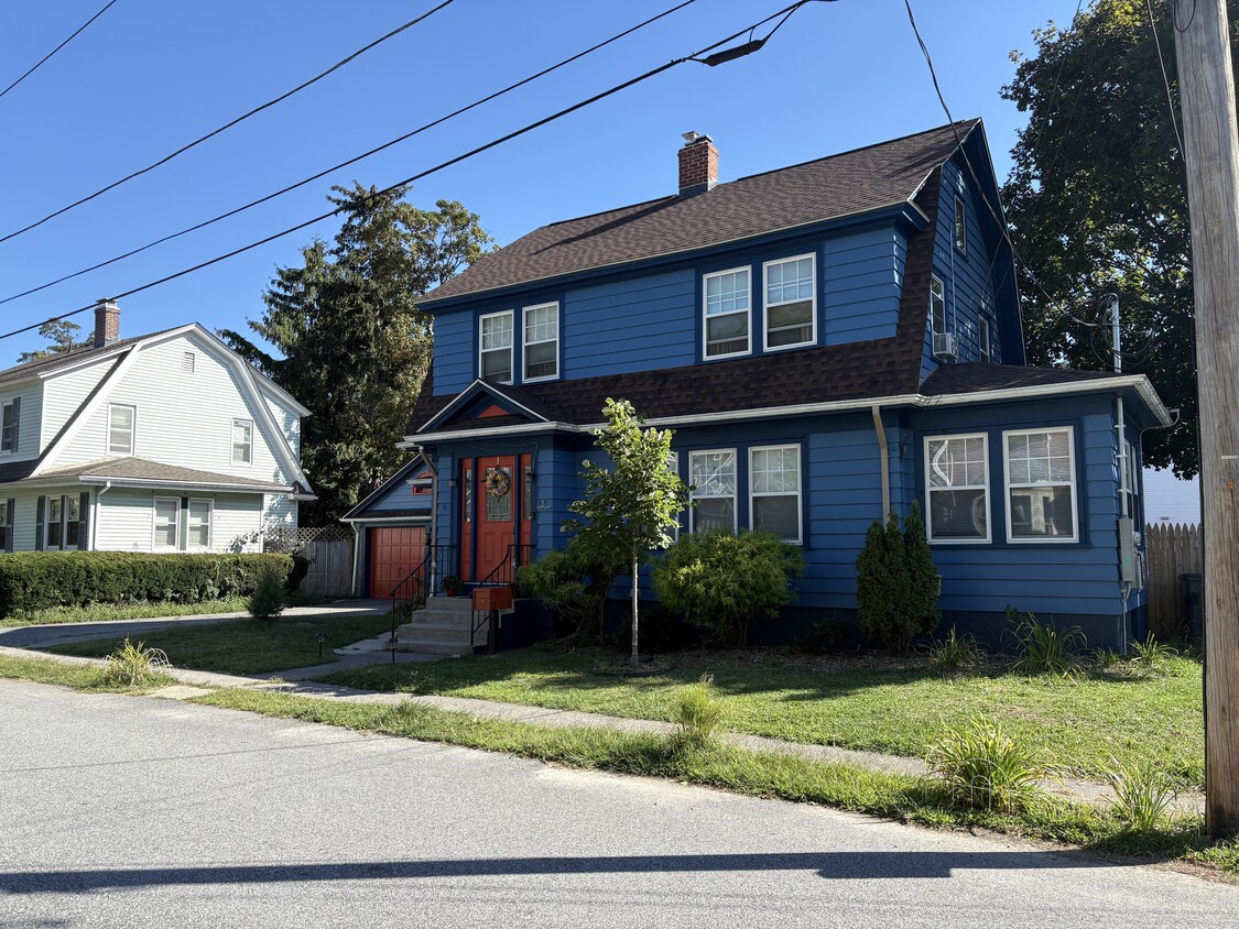 Building Photo - 13 Talbot Mnr