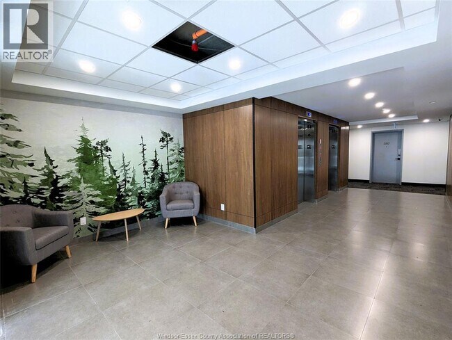 Photo du bâtiment - 3370 Stella Crescent