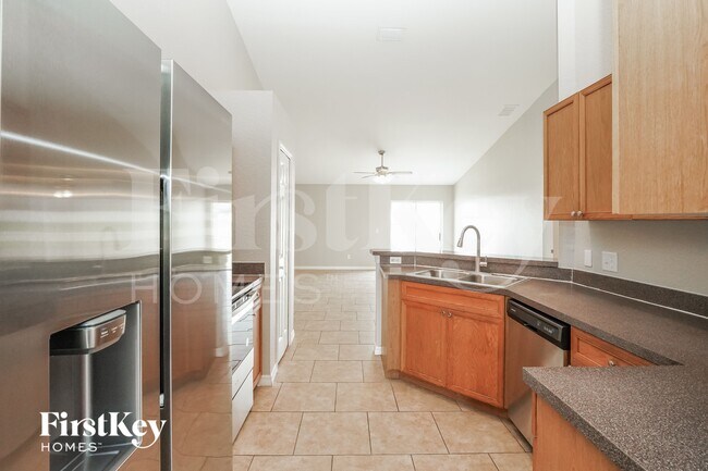 Building Photo - 211 Grouper Ct