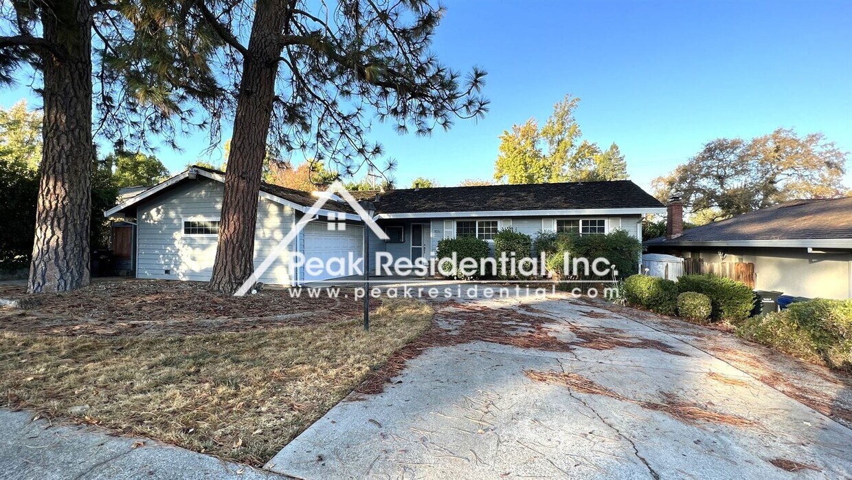 Foto principal - 4 br, 2 bath House - 4531 Longhorn Street