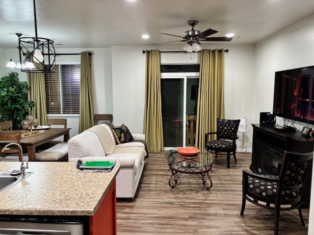 Building Photo - 3108 W Desert Lily Dr