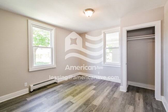 Building Photo - 4575 N 65th St