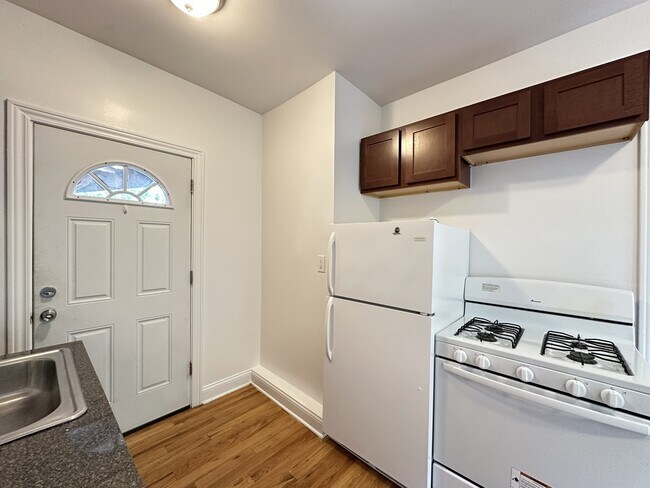 Foto del edificio - 3748 N Fremont St
