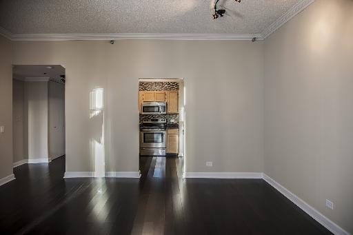 Building Photo - 200 N Dearborn St