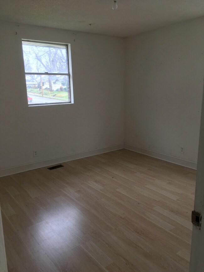 Building Photo - 2107 White Ave