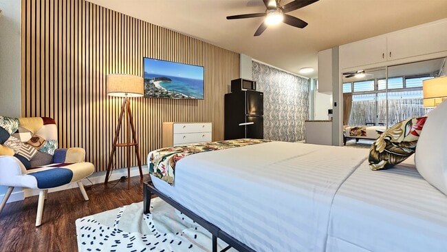 Building Photo - 432 Nmhana St