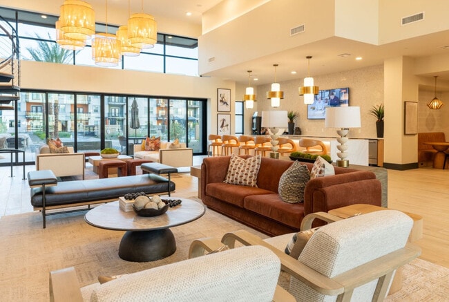 Clubhouse - The ONE @ Signal Butte