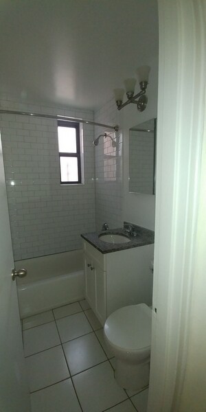 Building Photo - 105-40 62nd Rd