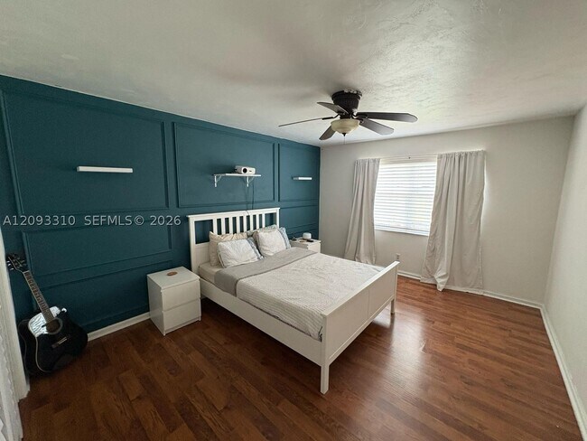 Foto del edificio - 2540 SW 14th Ct