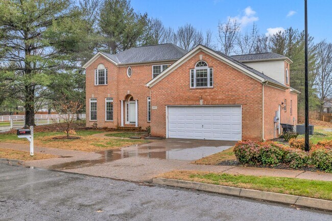 Building Photo - Spotless home for rent in sought after Fie...
