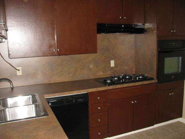 Building Photo - 2005 Glenhaven St