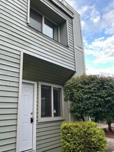 Building Photo - 2535 SE 119th Ave