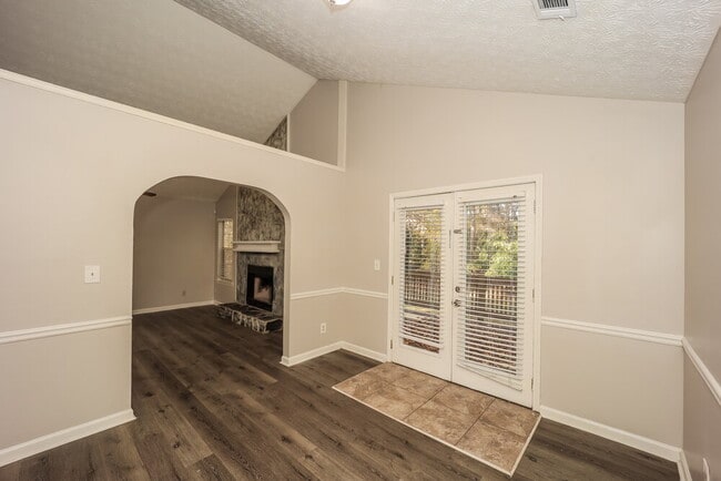 Building Photo - 1216 Gallatin Ct