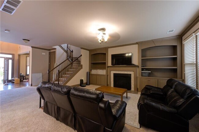 Foto del edificio - 5230 Habersham Hills Dr