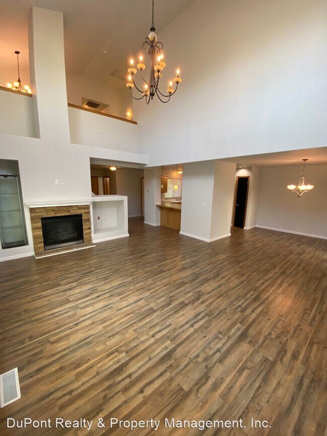 Foto del edificio - 3 br, 2.5 bath House - 4600 Stonegate Stre...