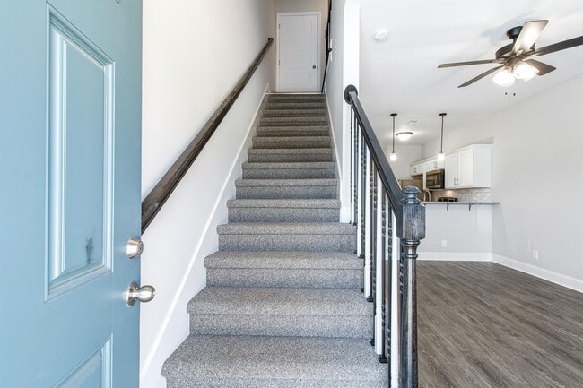 Foto del edificio - 215 Notgrass Rd