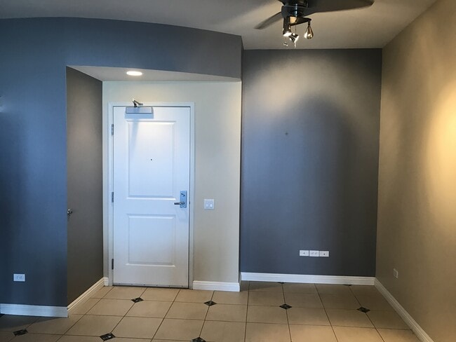 Building Photo - GORGEOUS CONDO AT ALLURE VIEWS !!!!!!