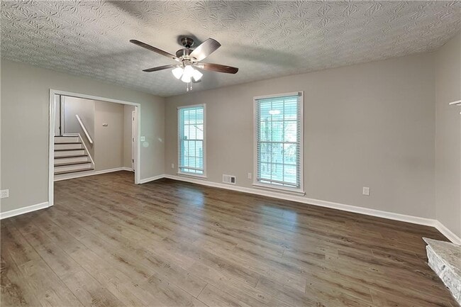 Building Photo - 211 Powder Mill Dr