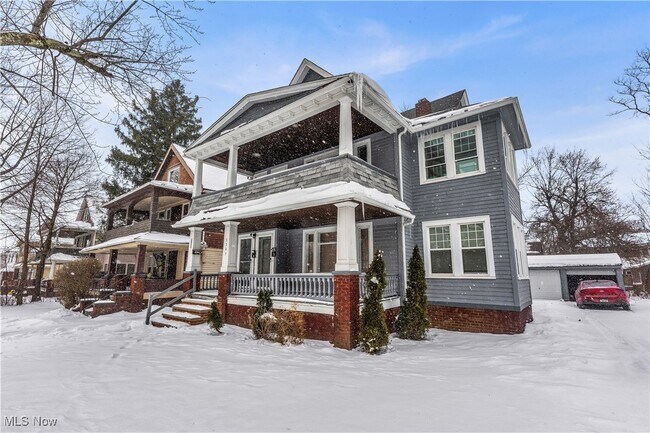 Building Photo - 3309 Desota Ave