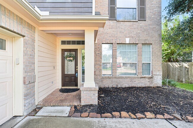 Building Photo - 6114 Breezy Hollow Ln