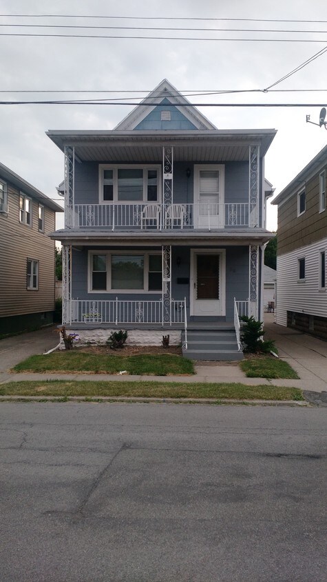 Primary Photo - 28 Wanda Ave