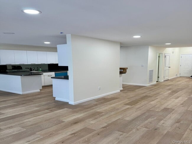 Foto del edificio - 80 Northgate Cir