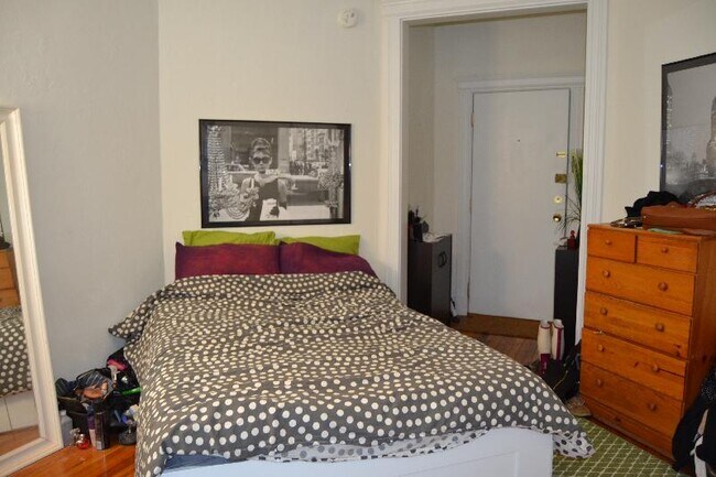 Building Photo - 82 Brainerd Rd