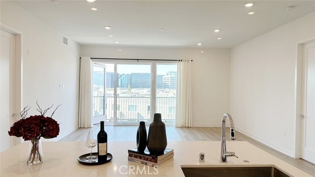 Building Photo - 4602 Rivington
