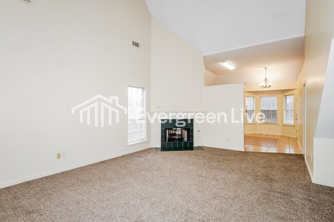 Foto del edificio - 7330 Appling Meadow Cove