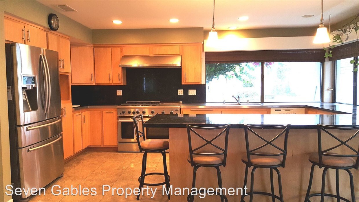 Primary Photo - 4471 Elm Tree Ln