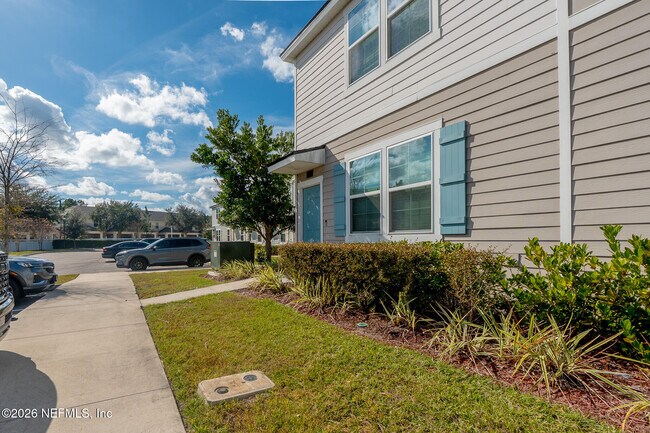 Foto del edificio - 513 Spanish Oaks Way