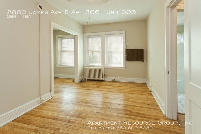 Foto del edificio - 2880 James Ave S