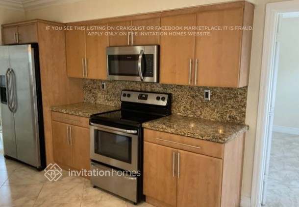 Foto del edificio - 10535 NW 37th St